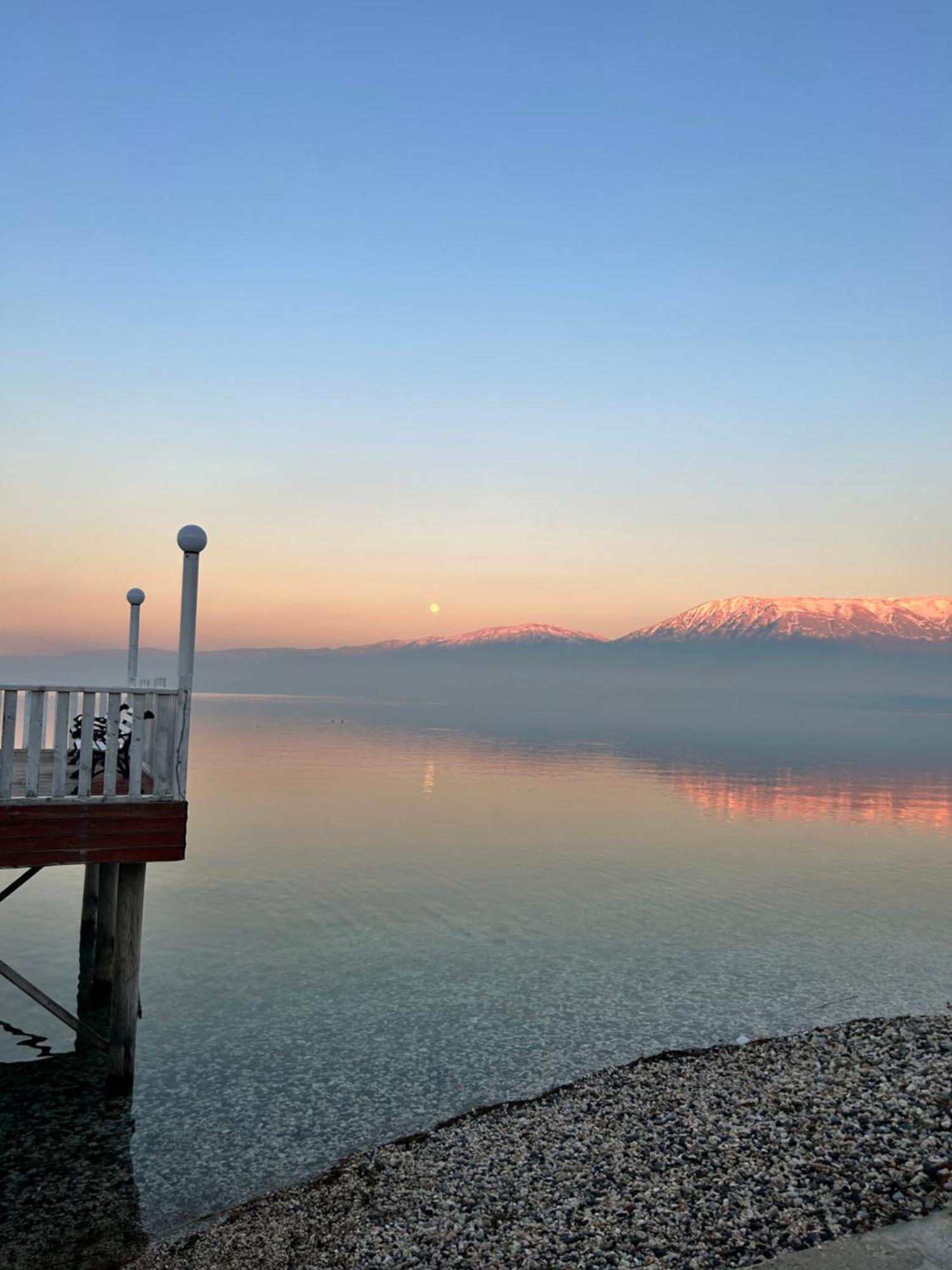Lake Ohrid Guesthouse "Villa Valentina" Pogradec Exterior foto